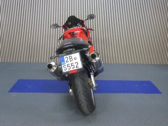 Honda VTR 1000 SP1 - 8