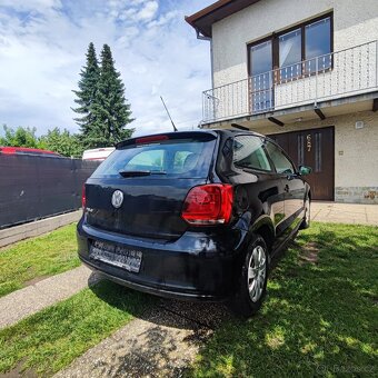 Volkswagen Polo 1.2 benzín ROK 2013 - 8