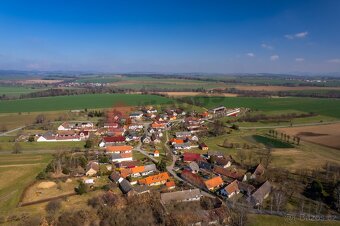 Prodej RD Horní Střítež - 110m2, stodolou -120m2 a pozemkem - 8