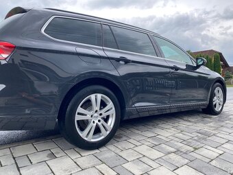 VW Passat B8 Variant 1.6 TDi 88kW DSG ACC CEBIA 1majitel - 8