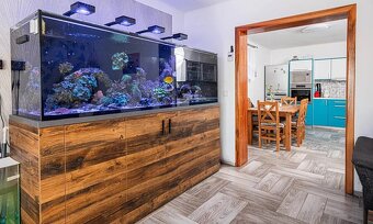 Prodej rodinného domu 3+1 s fotovoltaikou, bazénem a garáží - 8