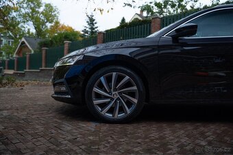 Škoda Octavia IV 1.5 TSI 110kw TAŽNÉ/VIRTUAL/PANORAMA - 8