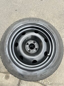 Zimní pneu 215/55/R16/97H včetně disku + poklice - 8