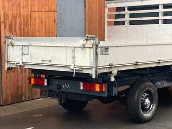MERCEDES SPRINTER 4x4 2,2CDi DOUBLE CABINE 6míst 3str sklápě - 8