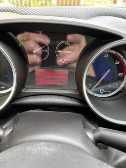 Alfa Romeo Giulieta Sprint 2.0. jtdm 129 kw - 8