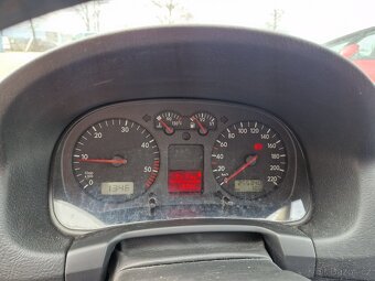 Volkswagen Golf IV 1,9 TDI 66 KW Comfort - 8