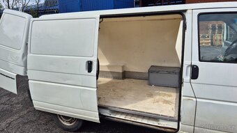 VW Transporter 4 1,9TD - 8