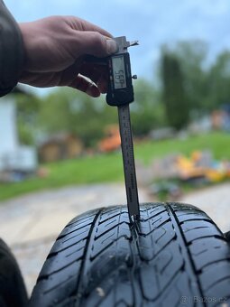 225/55 r17C 109/107H - 8