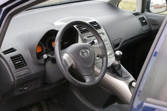 Toyota Auris, 1.4i 2008, 1majitel, ČR - 8
