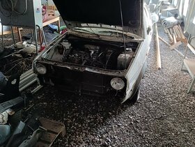 Volkswagen Golf mk2 - 8