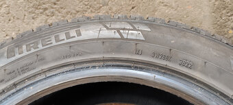 Zimní pneumatiky Pirelli 225/55R17 C 8,00mm DOT 2022 - 8