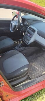 Fiat Grande Punto - 8