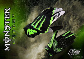 Fox V3 Ricky Carmichael Monster Pro Matte 12 Helmet (vel. L) - 8