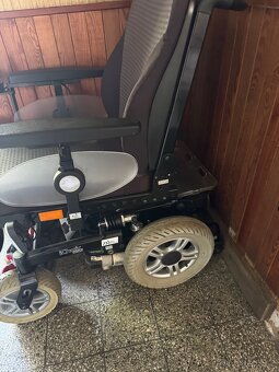 Elektrický invalidní vozík Meyra iChair MC3, nové baterie - 8