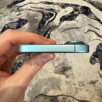 iPhone 16 256GB (100% baterie, v záruce) - 8