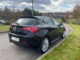 Alfa Romeo Giulietta, 1.6 JTD 77KW NAVI - 8