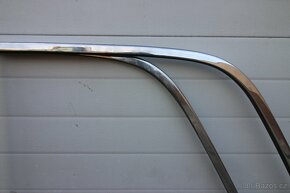 Tatra 603/1 - rámy oken předních dveří - 8