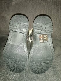 Nové nádherné boty pro holčičku č. 25 - 8