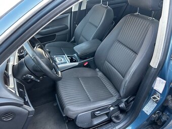 Audi A6 2.8 quattro, 2009, xenony, tempomat, manuál - 8