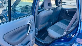 Toyota Rav4 D4D - 8