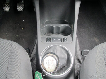 Škoda Fabia 1.6 - 8