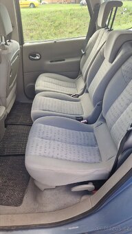 Renault Grand Scenic 1.5dci - 8