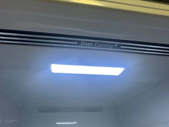 Lednice s mrazákem LG - 8