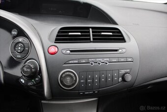 Honda Civic 1.8i 103KW SPORT TAŽNÉ ZAŘ. ČR (2007) - 8
