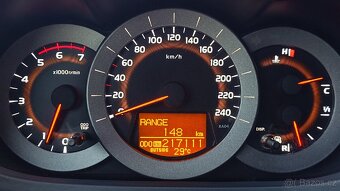 Toyota RAV4 2,2 D-4D 100 kW 4x4 - 8