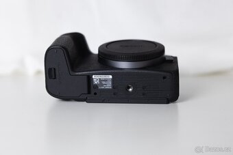 Canon EOS R8 – nový (25 000 Kč) - 8