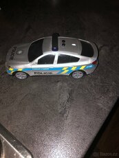 2x Auto - vydávající střelbu,zvuky,blikající - 8