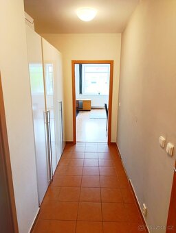 Prodej bytu 1+kk 50 m², Praha - Libeň - 8