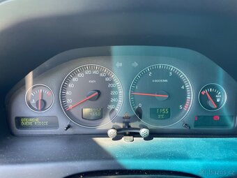 Volvo xc70 - 8