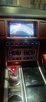 Jaguar XF 3,0 S nafta RV 2015 - 8