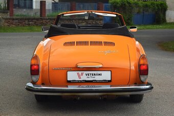 Volkswagen Karmann Ghia - 8