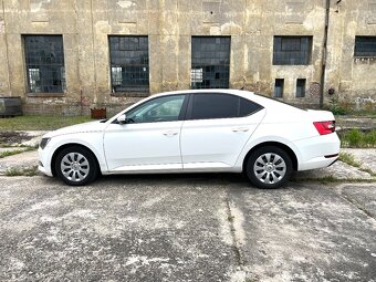 Skoda Superb III 1.6 TDI DSG - 8