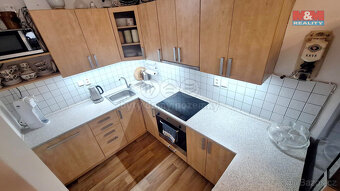 Prodej bytu 3+kk, 89 m², Hradec Králové, ul. Resslova - 8
