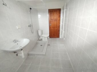 Pronájem prostorného bytu 1+kk / 33m, Hlučín, ul.P.Bezruče - 8