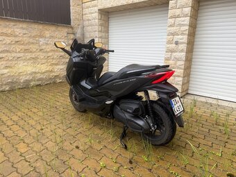 Honda Forza 350, barva šedá, 1. reg 30.3.2023, odpočet DPH - 8