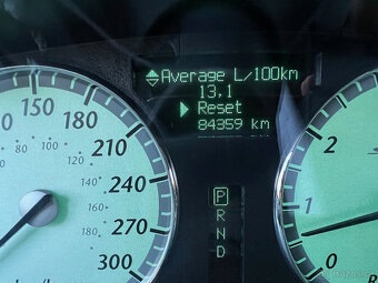 Chrysler 300C SRT8, 6,1 l, V8 HEMI - 8