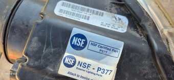 Prodám na Dodge Durango LP světlo poškozené - 8