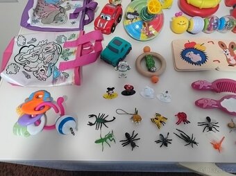 Hračky pro děti, Krteček, lodička, telefon atd. - 8