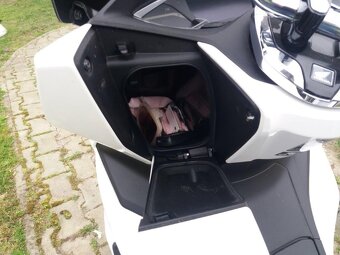 Honda PCX 125 super stav - 8
