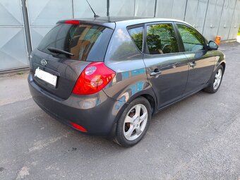 Prodám Kia Ceed 1.6 benzín,AUTOMAT - 8
