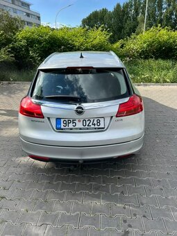 Insignia - 8