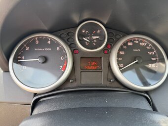 Peugeot 207 1.4 - 8