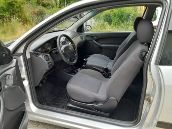 Ford Focus 1.6i 74kW rok 2004 naj.165tis. NOVÁ STK - 8