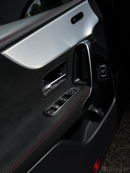 Prodej Mercedes-Benz CLA 180 d kupé - 8