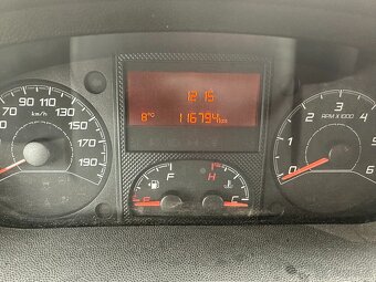 prodám Citroen Jumper  2,2 HDI  L4H2  vadný motor - 8