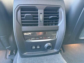 Bmw 330i G20 - 8